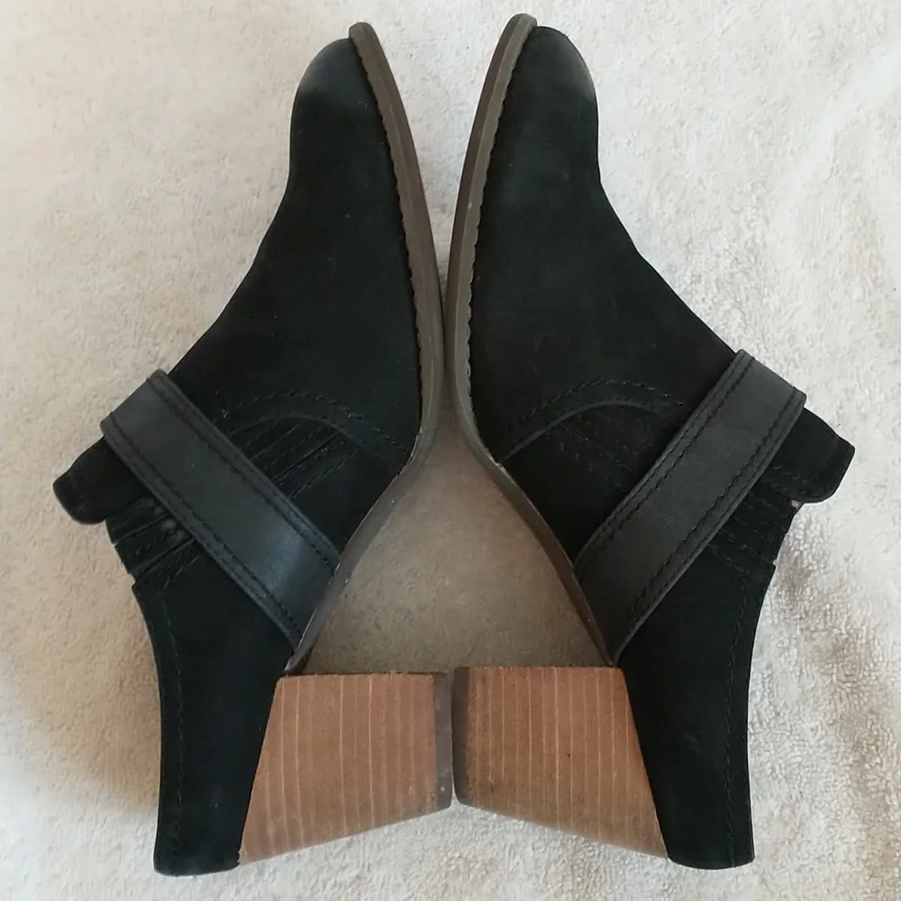 Vionic Black Suede Cheyenne‎ Mule Bootie With Adjustable Strap, Women's Size 8.5